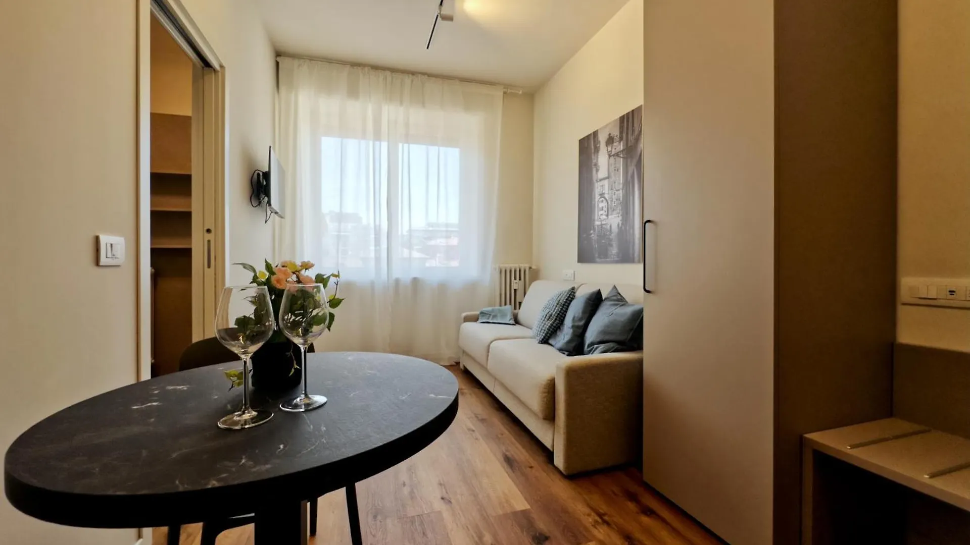 Vicenza - Modern Studios Near The Station!