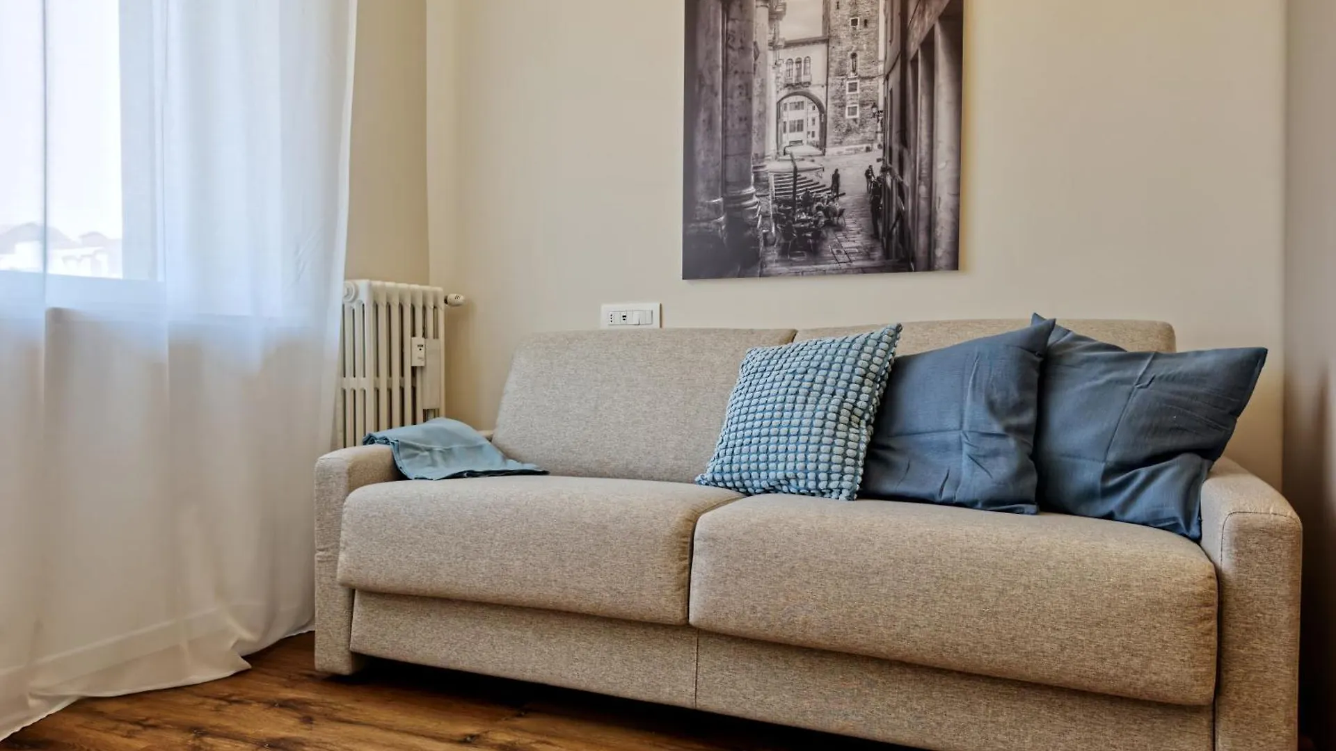 Vicenza - Modern Studios Near The Station! Италия