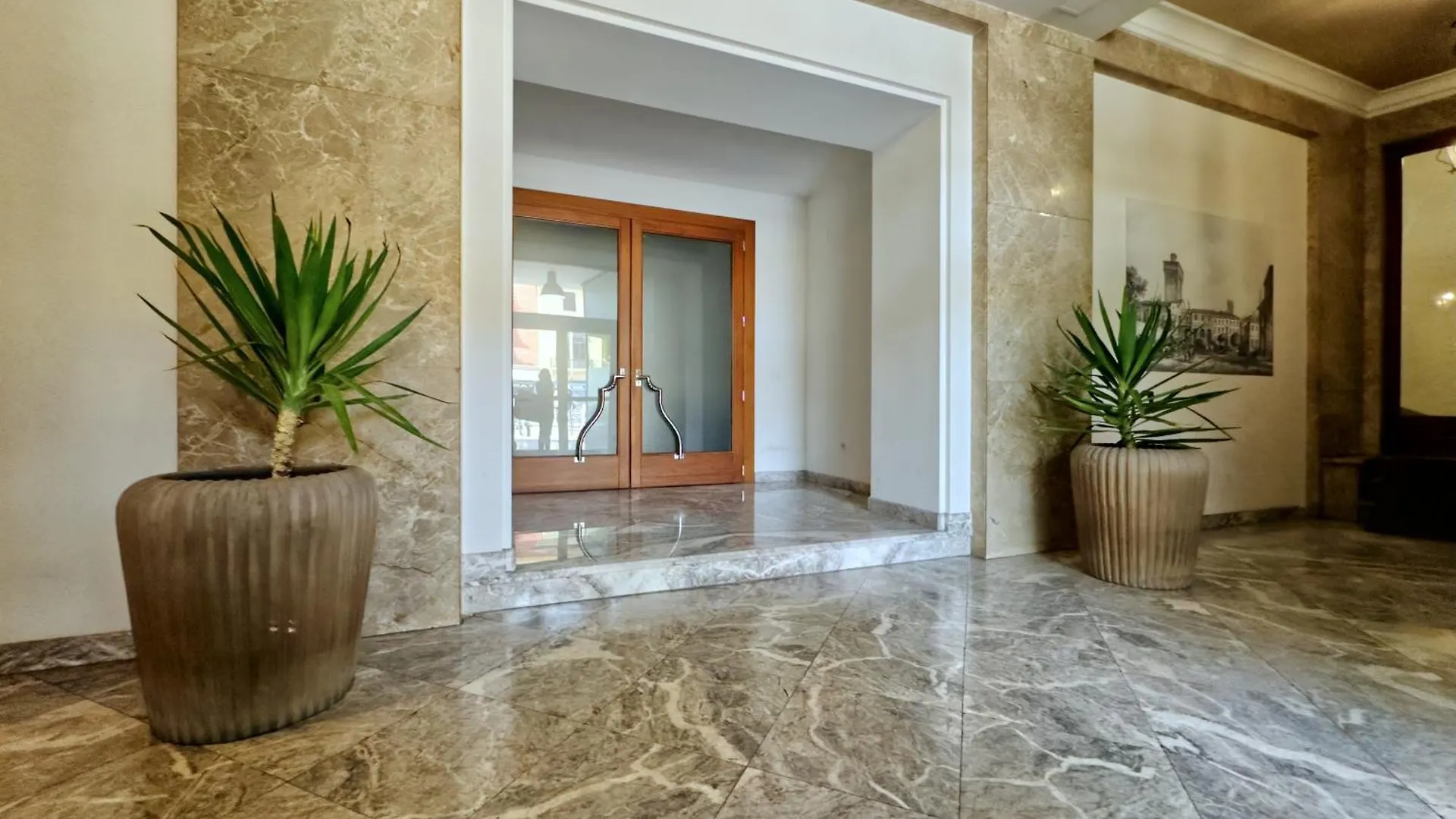 Vicenza - Modern Studios Near The Station! Апартаменты